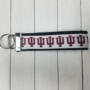 Indiana University (IU) keychain